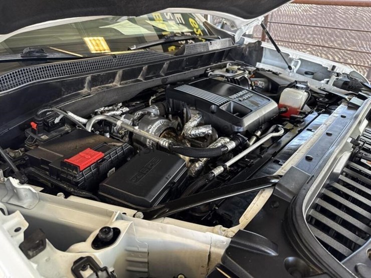 2021-chevrolet-silverado-1500-image-13