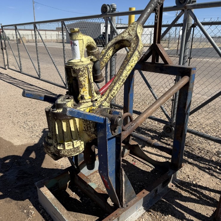 EVCO 2.5 85-TON POWER SWIVEL F/ PARTS & TRANSPORT SKID