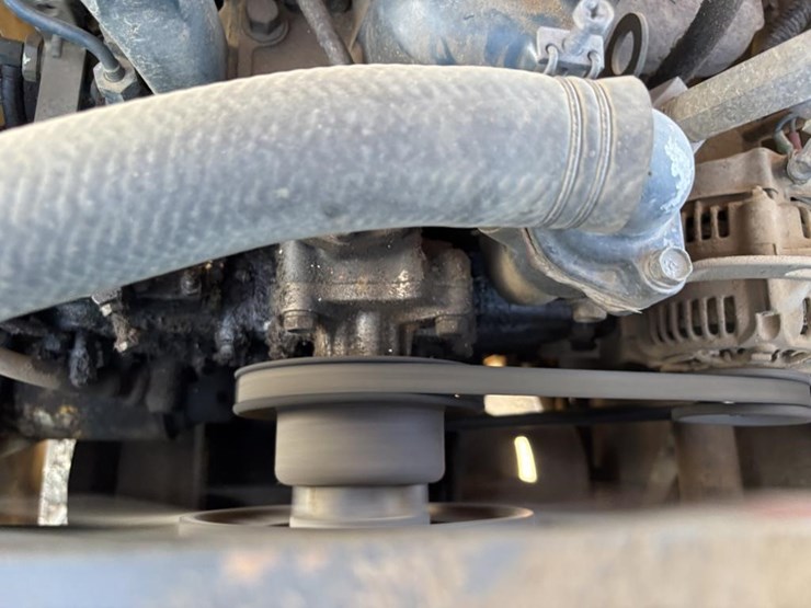 1999-kubota-r520-image-43