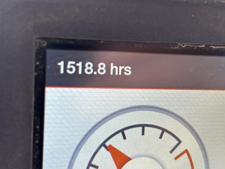 2021-bobcat-t66-image-45