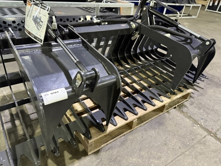 2026-arteer-rgb-84w-rock-grapple-bucket-image-6