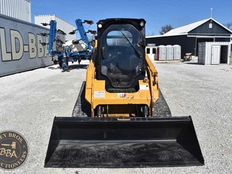 2023-caterpillar-259d3-image-25