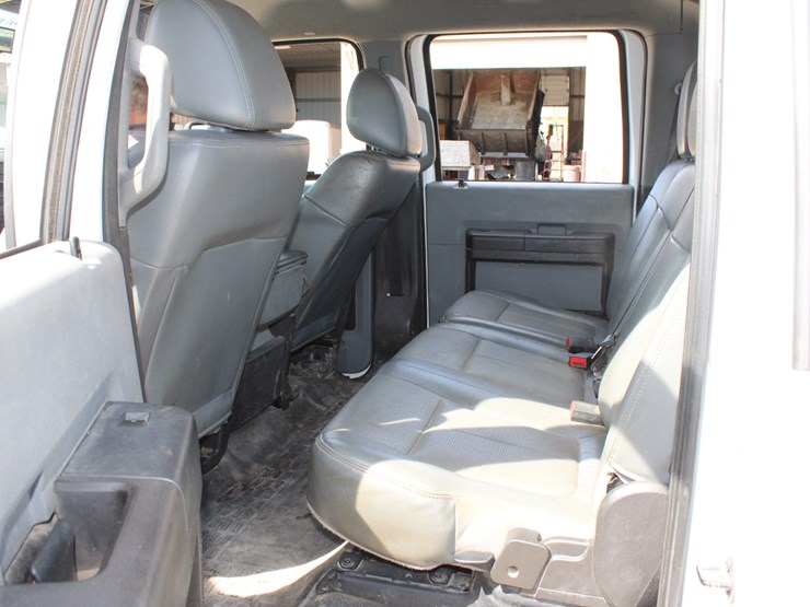 2013-ford-f550-image-8