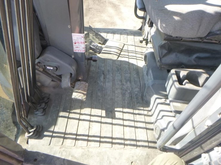 2008-deere-772d-image-32