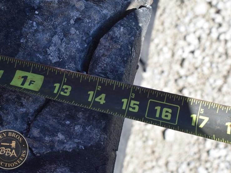 2020-takeuchi-tl8r2-image-23