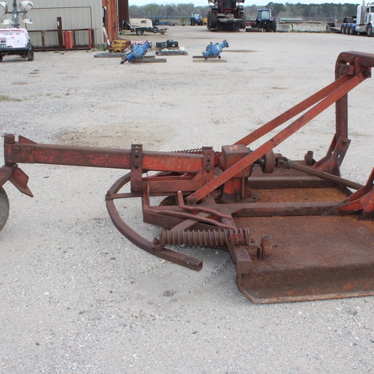 #4150 • 7' Brown Tree Cutter