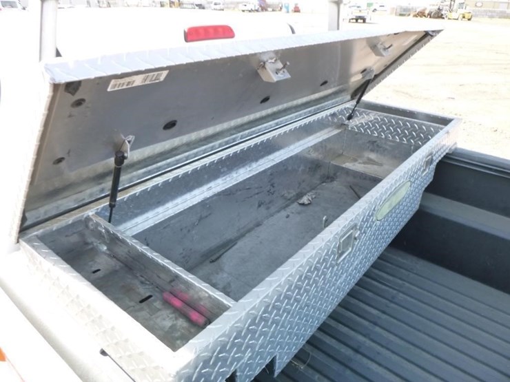 2013-toyota-tacoma-image-22