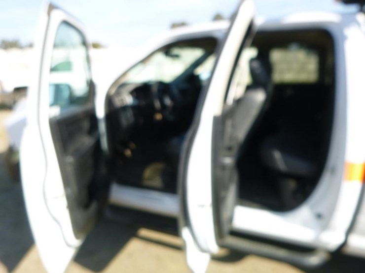 2014-dodge-1500-image-7