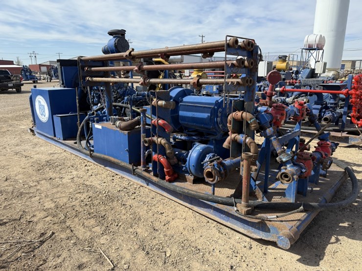 ofm-10k-wp-triplex-well-service-pump-p/b-detroit-series-60-14l-665-hp,-skidded-image-4