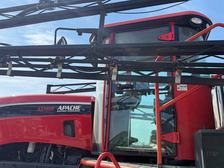 2011-apache-as1020-image-10