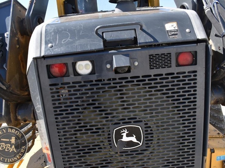 2019-deere-333g-image-45