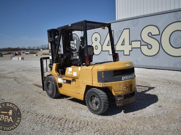 1995-caterpillar-dp40-image-9