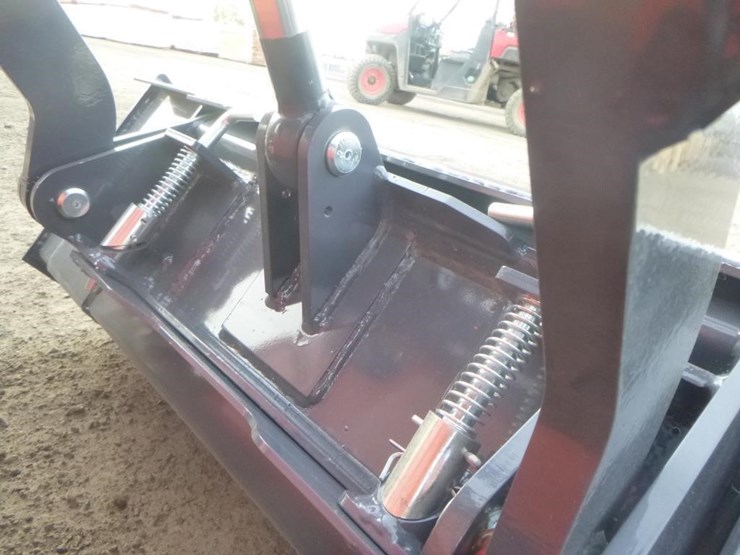 tpm-t460-skid-steer-track-loader-image-9