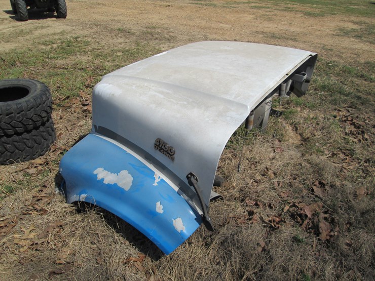 international-4700-image-4