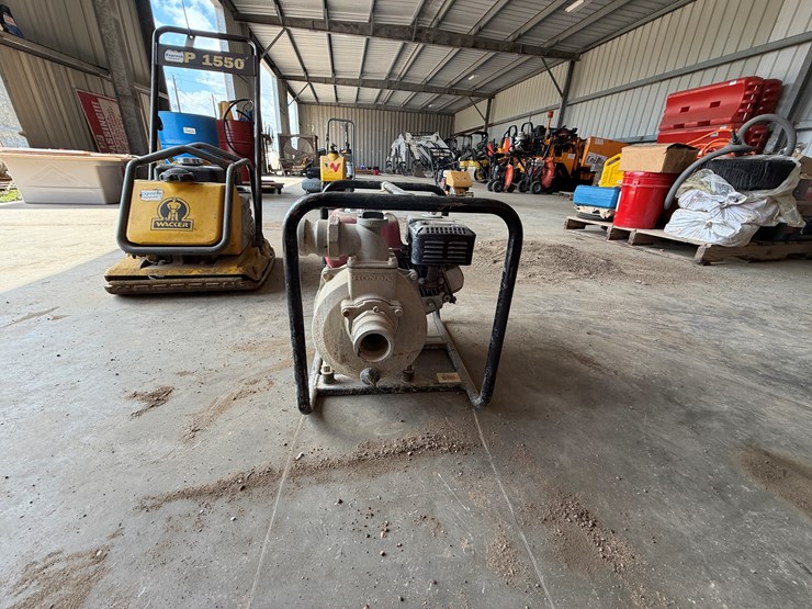 honda-wb20xt-image-3