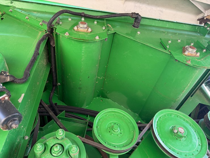 2014-john-deere-s670-image-107