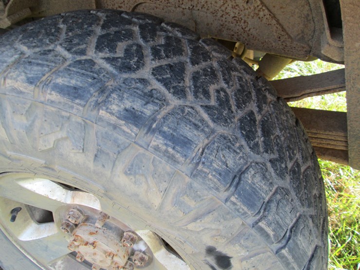 2006-dodge-3500-image-5