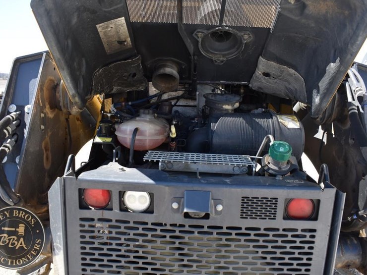 2019-deere-333g-image-44