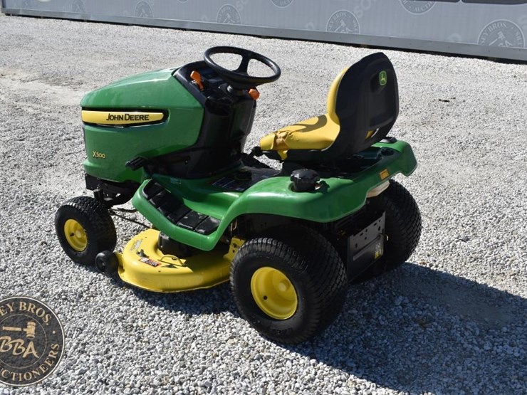 2008-john-deere-x300-image-8