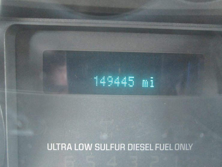 2014-ford-f350-image-32