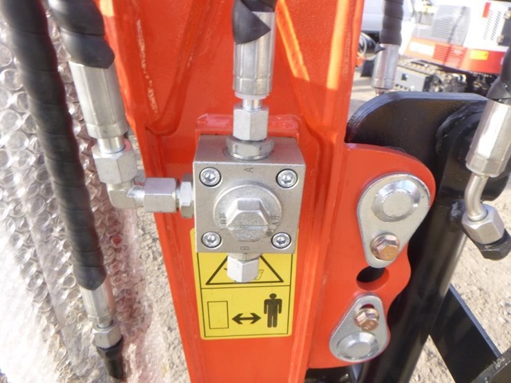 2025-tpm-20k-hydraulic-excavator-image-14