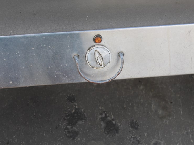 #8095-•-hot-water-warmer-table-image-7