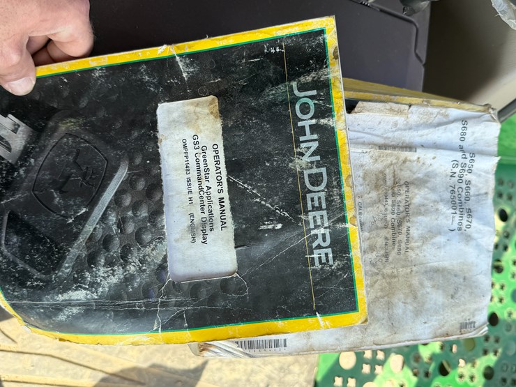 2014-john-deere-s670-image-181