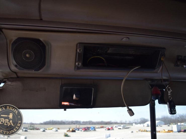 1998-international-9300-image-48