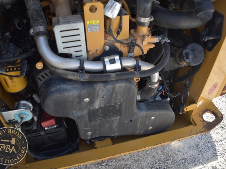 2023-caterpillar-259d3-image-34