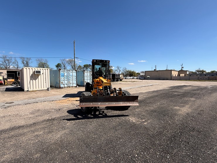 #2653-•-2020-leeboy-695b-maintainer-image-6