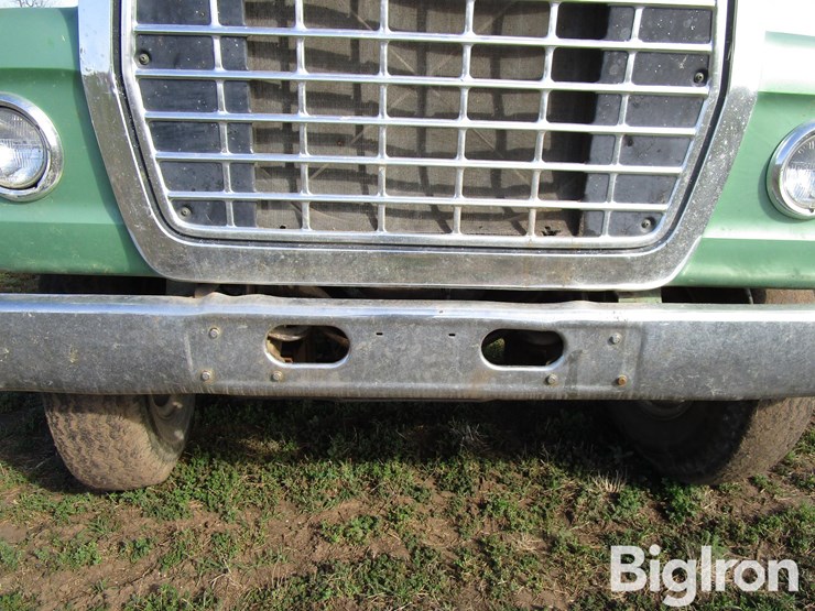 1973-ford-8000-image-13