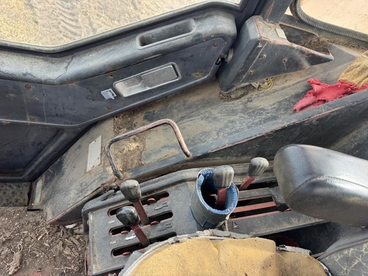 international-1086-image-20