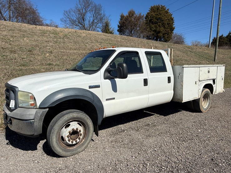 2006-ford-f450-image-1