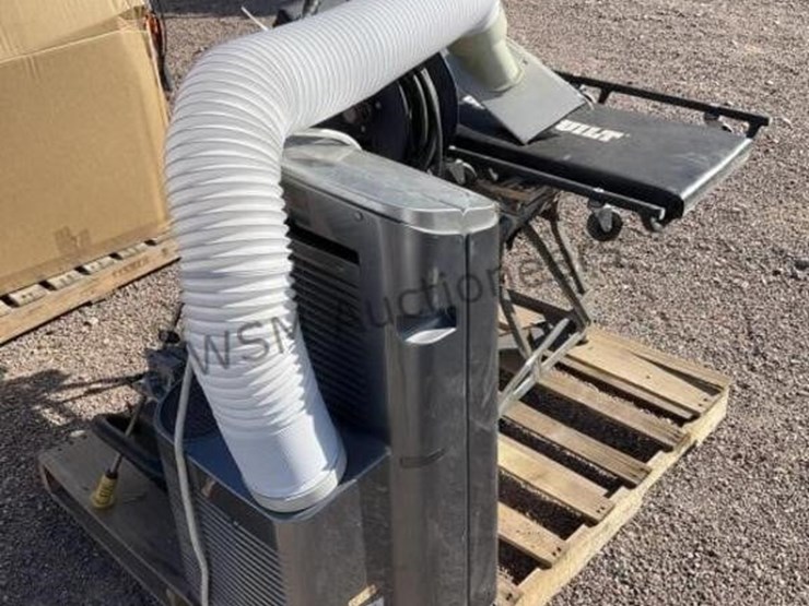 pallet-of-misc-tools,-portable-a/c,-pressure-image-2