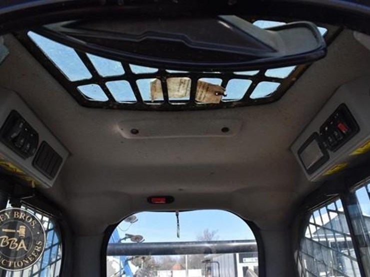 2023-caterpillar-259d3-image-61