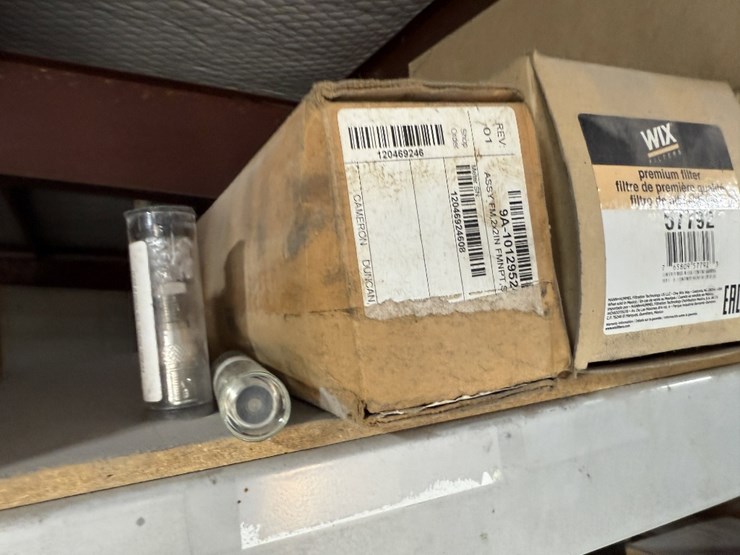 6-shelve-section-of-power-swivel-&-gd-tee-triplex-pump-parts-image-8