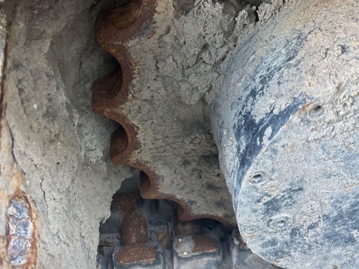 2015-takeuchi-tb1140-image-16