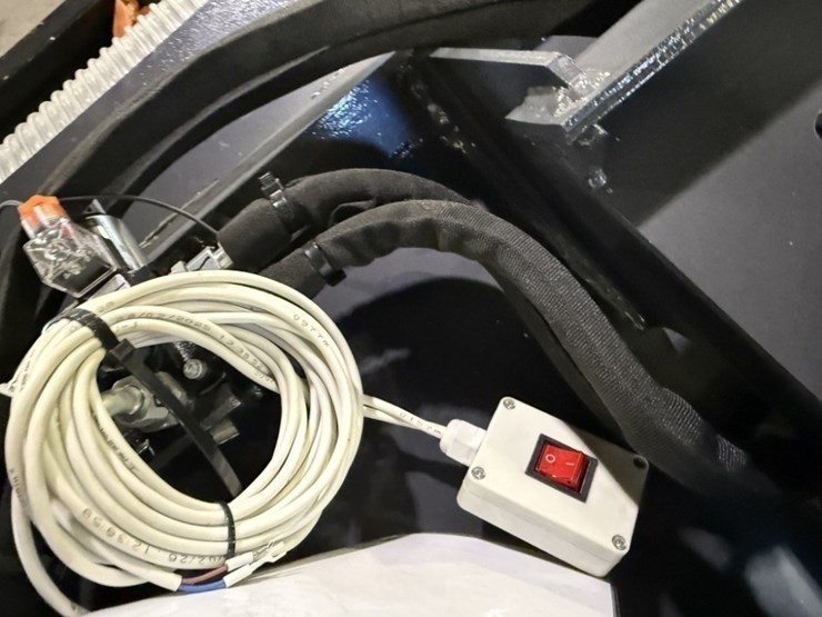 2026-arteer-cm-300v-concrete-mixer-image-7