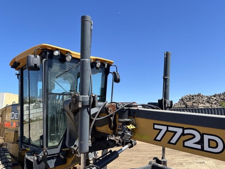 deere-772d-image-32