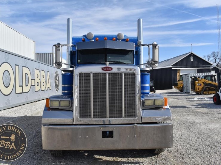 2007-peterbilt-379-image-15