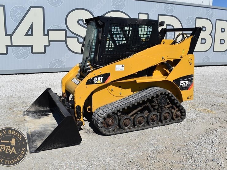 2012-caterpillar-257b3-image-8