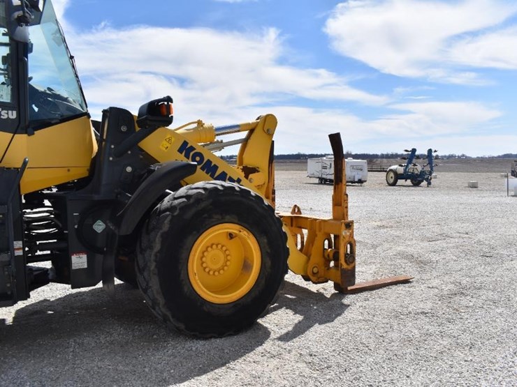 2019-komatsu-wa320-8-image-15