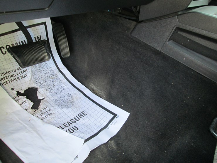 2008-dodge-nitro-image-25