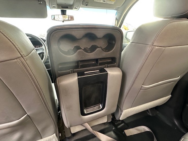 2016-chevrolet-k1500-image-30