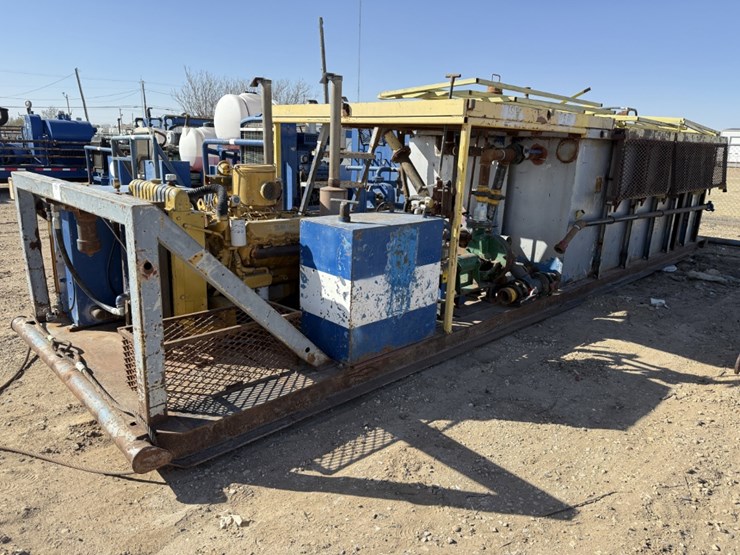 caterpillar-3208-image-1