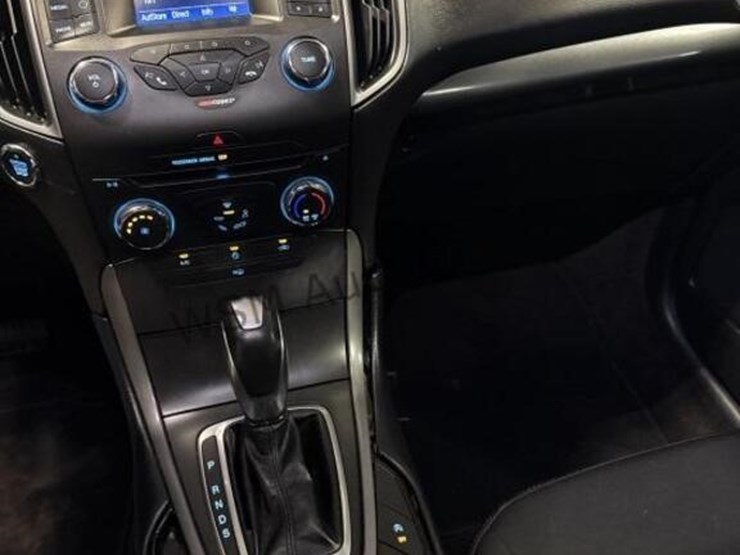 2018-ford-edge-se-image-20