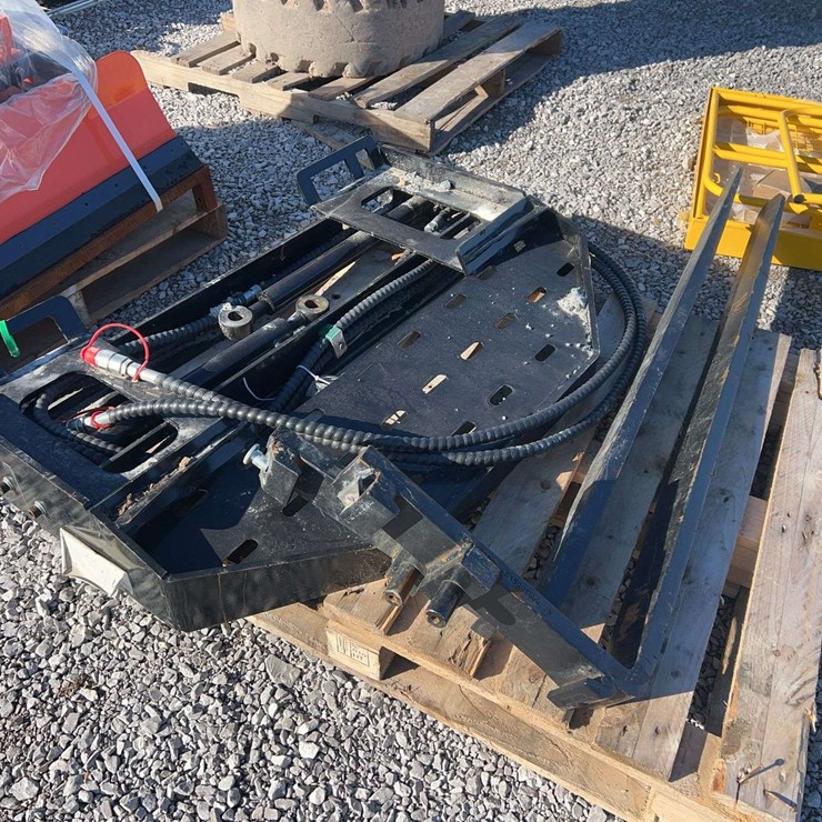 New 60" Hydraulic adjust pallet forks