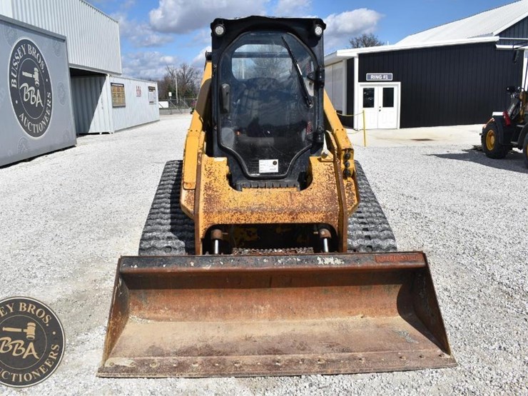 2020-caterpillar-289d3-image-24