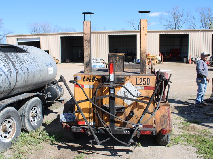 2002-leeboy-250t-image-3