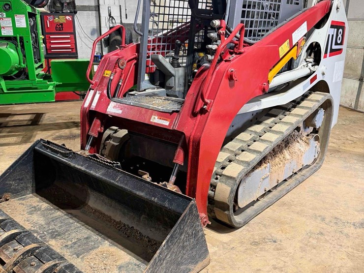 takeuchi-tl8-image-1